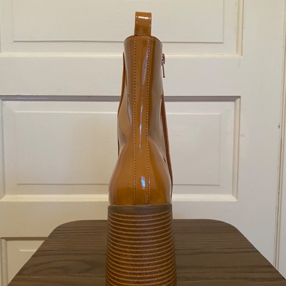 Milli Platform Block Heel Bootie - Picture 7 of 8